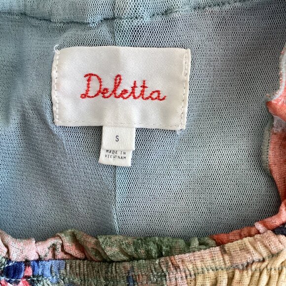 Deletta Floral Pullover Sleeveless Top with Smocked Front - Picture 2 of 6